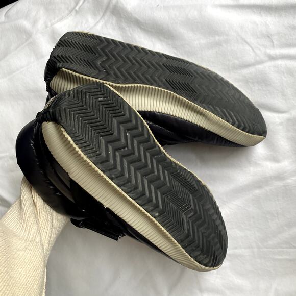 Sorel 10 black out n about puff sneakers - Picture 9 of 11